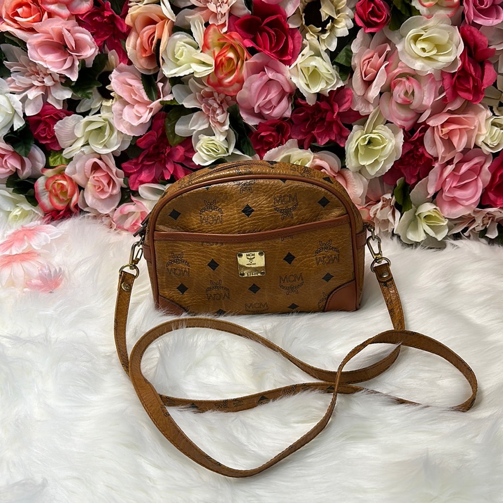 ✨SOLD✨ 
MCM Crossbody bag in Brown